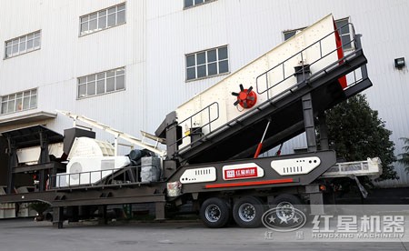 車載流動錘式破碎機多少錢？產(chǎn)量多高？